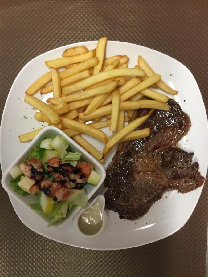 Hotel Restaurant Du Causse Saint-Cirq-Lapopie Eksteriør bilde